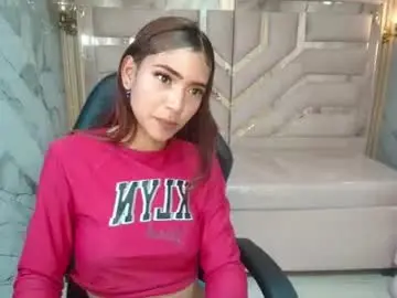 Shaday_r  live sex cam