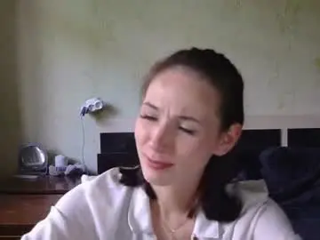 Tracyturansky  live sex cam
