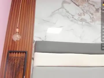 Alicestark2  live sex cam