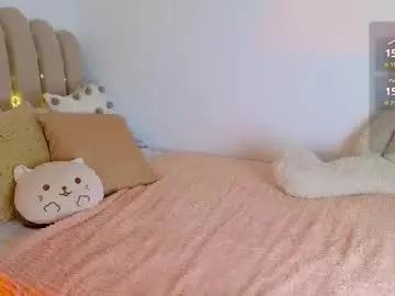 Andreathomson  live sex cam