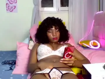 Brownskingiiiirl  live sex cam