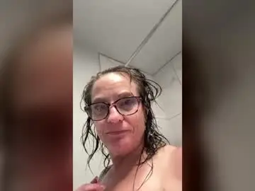 Misticbutterfly26  live sex cam