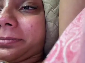 Pocahontas20000  live sex cam