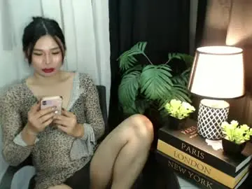 Sexxxy_phoenix  live sex cam