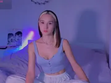 Shey1i  live sex cam