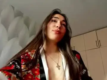 Shy_bambiii  live sex cam