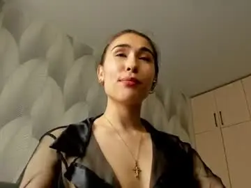 Shy_bambiii  live sex cam