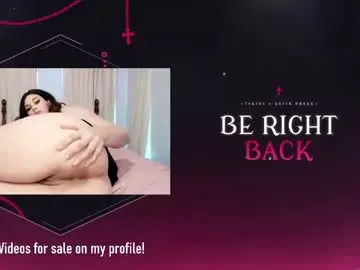 Vaelavixen  live sex cam