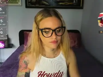 Zorynvaal  live sex cam