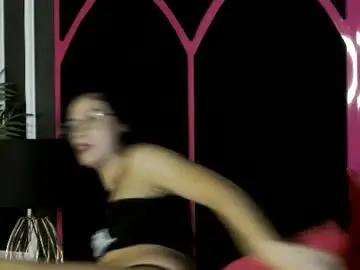 Areina  live sex cam