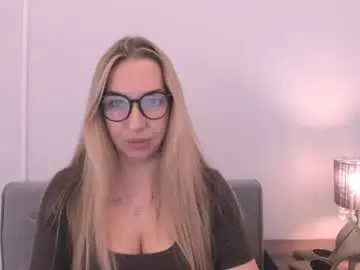 Ariaswan  live sex cam