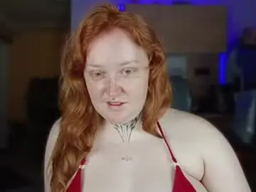 Curvysakura  live sex cam