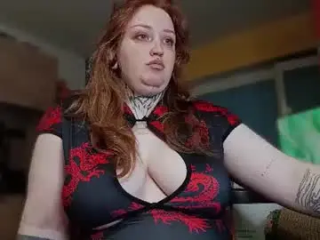 Curvysakura  live sex cam