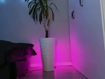 Davidagraver  live sex cam