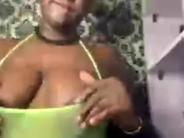 Ebonysquirt_xx  live sex cam