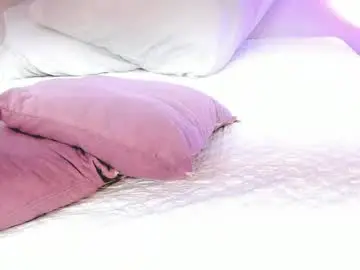 Krystalwoodss  live sex cam