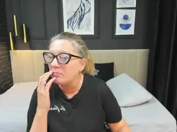 Lea_fruit  live sex cam