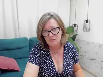 Lea_fruit  live sex cam