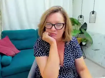 Lea_fruit  live sex cam
