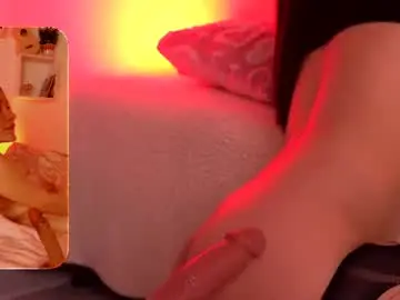 Meliflua_a  live sex cam