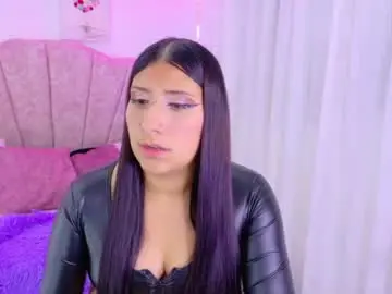 Sara_blum_  live sex cam