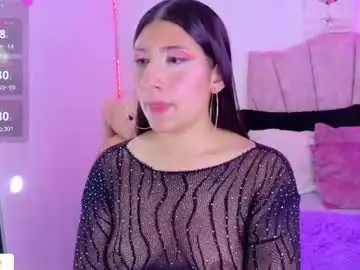 Sara_blum_  live sex cam