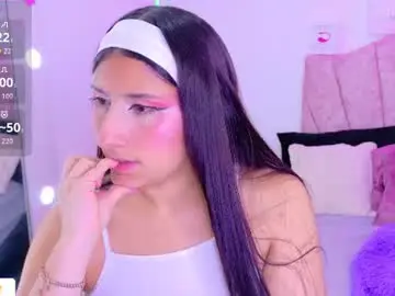 Sara_blum_  live sex cam