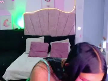 Sara_blum_  live sex cam