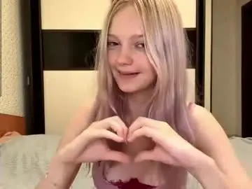 Shalaschrantz  live sex cam
