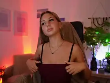 Tiny_tara18  live sex cam