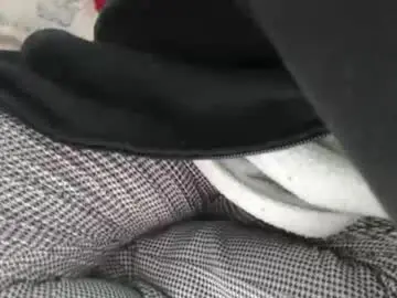 Tinyslut66  live sex cam