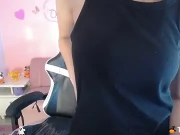 Tyna_ch  live sex cam