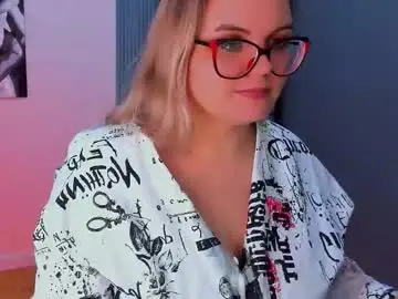 Crystalcurtis  live sex cam