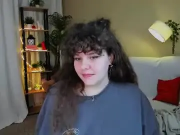 Curlymagic  live sex cam