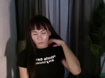 Debora_ci  live sex cam