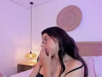 Desireee_  live sex cam