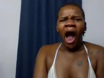 Diamonddoll32  live sex cam