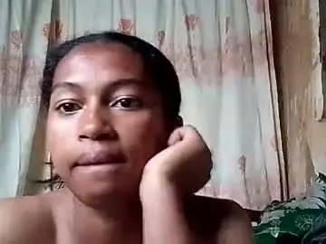 Elaliealdy  live sex cam