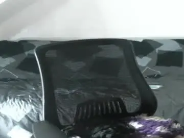 Emmy_kiss19  live sex cam