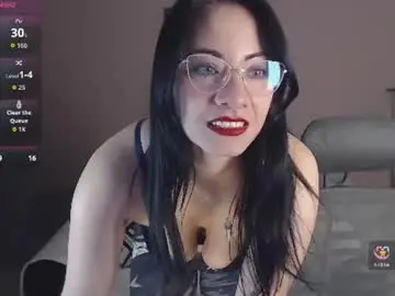 Evee_e  live sex cam