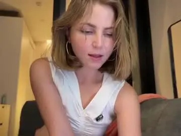 Girl_next_door19  live sex cam