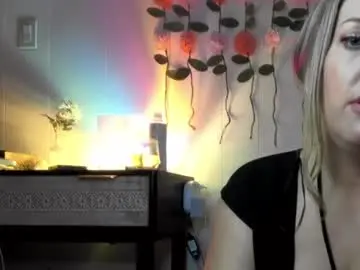 Hollyharmd  live sex cam