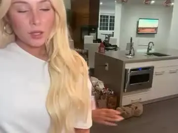 Juliajacksonx  live sex cam