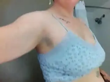 Leeah_loove  live sex cam