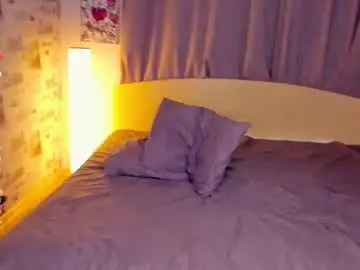 Lynncozzy  live sex cam