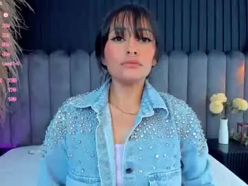 Nanda_vixen_  live sex cam