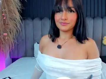 Nanda_vixen_  live sex cam