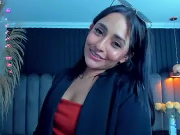 Nanda_vixen_  live sex cam