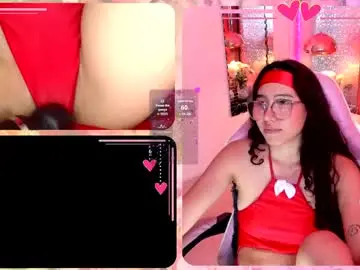 Rossiegames  live sex cam