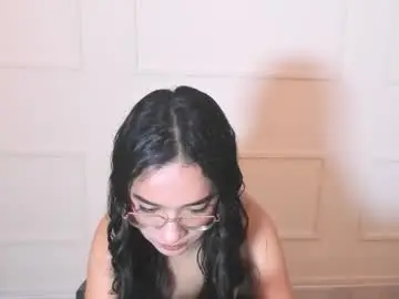 Sarah_stone15  live sex cam